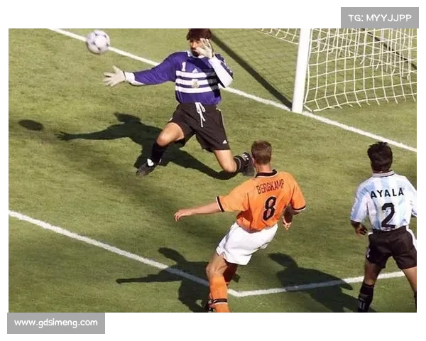 博格坎普与皇马的缘分未了 足坛传奇未能成就的经典对决 博格坎普与皇马的缘分未了 足坛传奇未能成就的经典对决